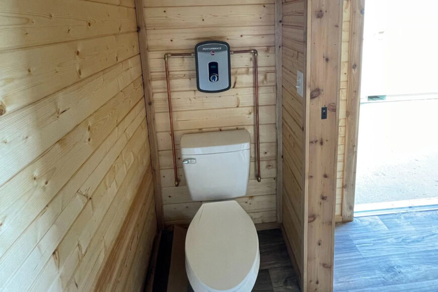 20' Retreat Cabin - Image 5