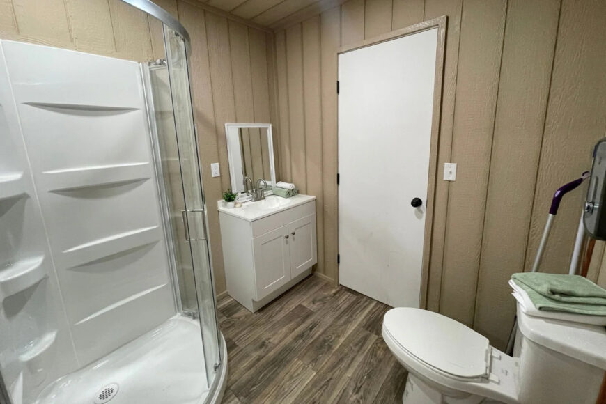 40' Bunkhouse Cabin - Image 8