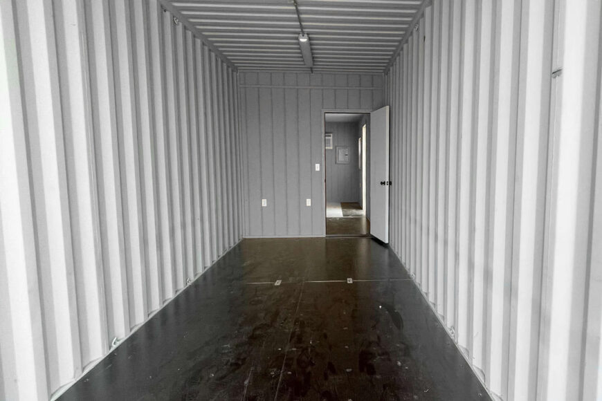 40' Mobile Office with Storage - Image 7