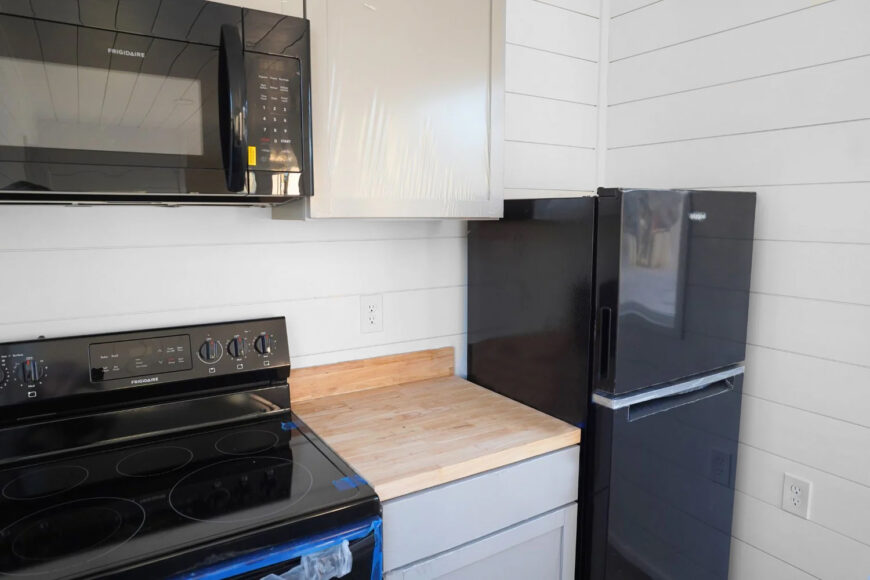 40' Modern Cabin - Image 5