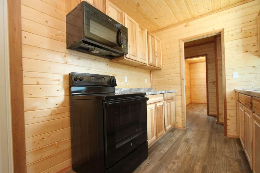 53' Retreat Cabin - Image 4